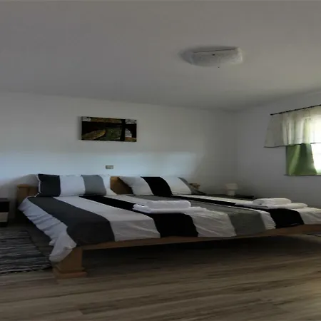 Apartmán Sunny Vir