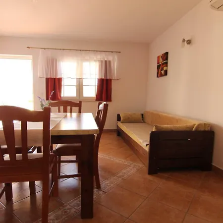 Apartmán Sunny Vir